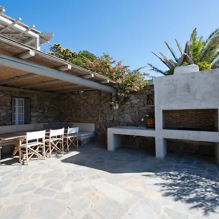 Thalasses Apartment *