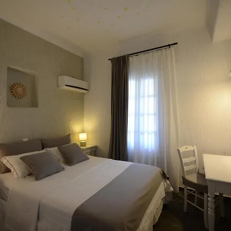 Thalasses Apartment *