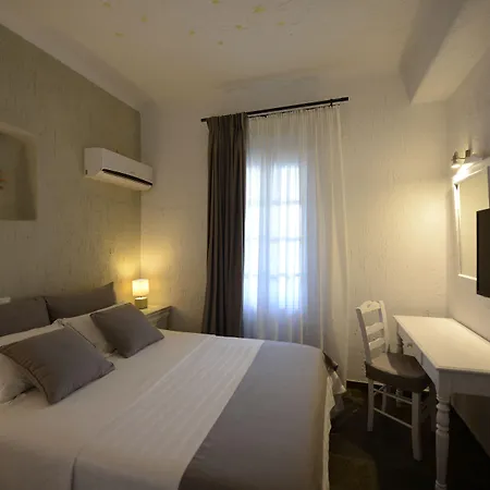 Thalasses קלפטיס