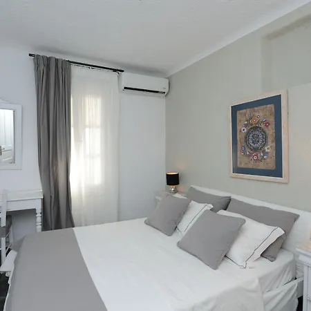 Thalasses Appartement Kalafatis