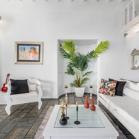 Apartment Thalasses *