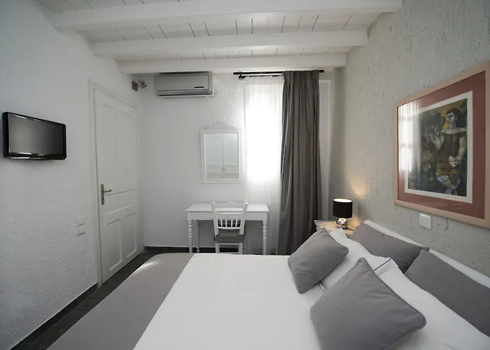 شقة ثالاسيس *