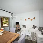 Apartment Thalasses