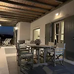 Thalasses Apartment *