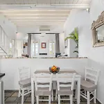 Apartment Thalasses *