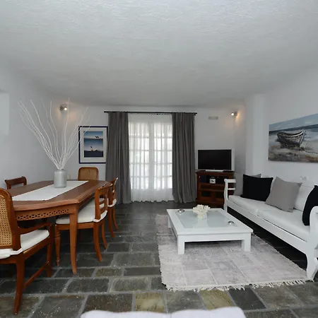 Апартаменты Thalasses *